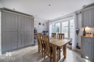 Dining Room- click for photo gallery